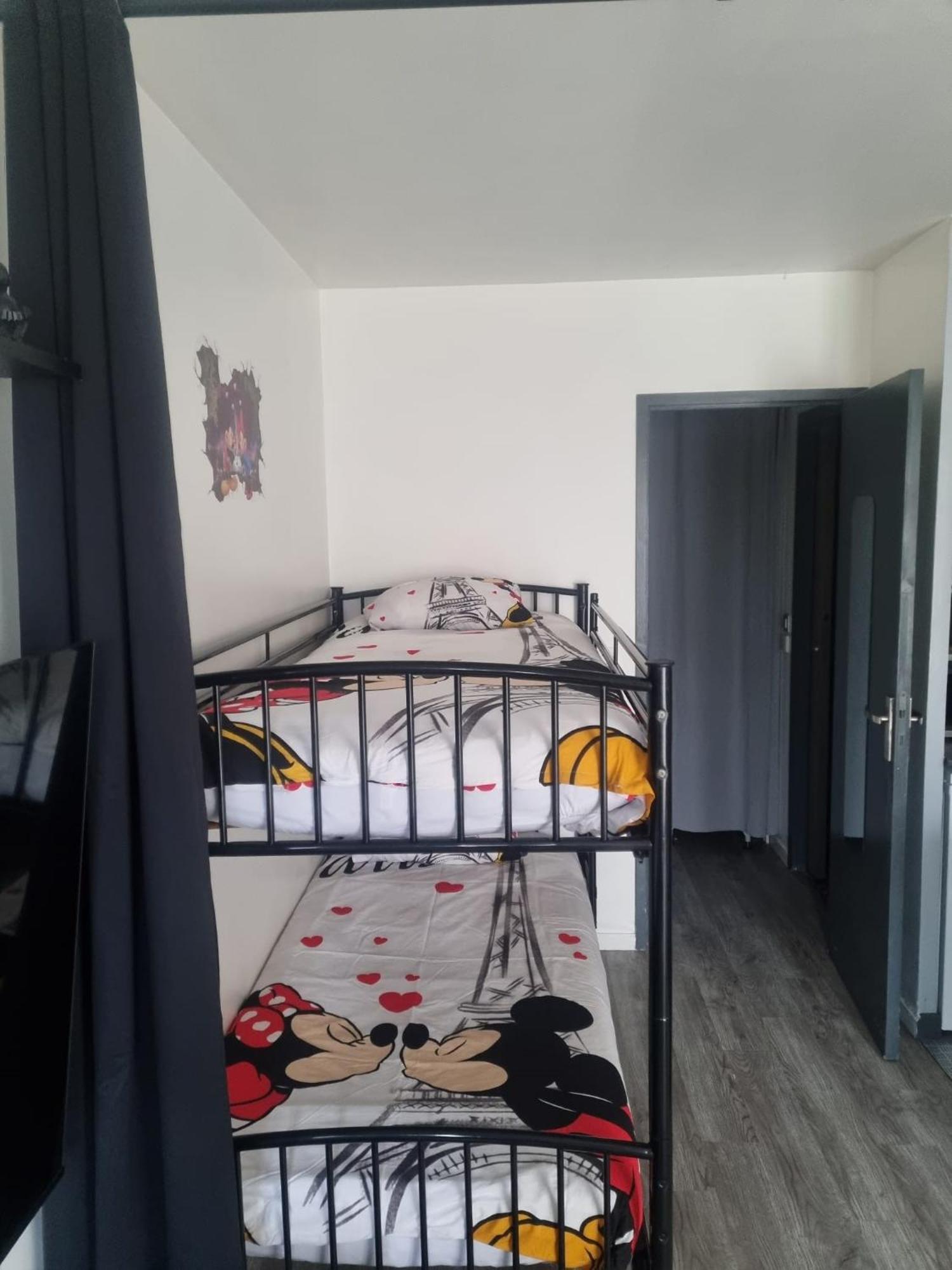 Studio A 2 Pas De Disneyland Esbly Εξωτερικό φωτογραφία